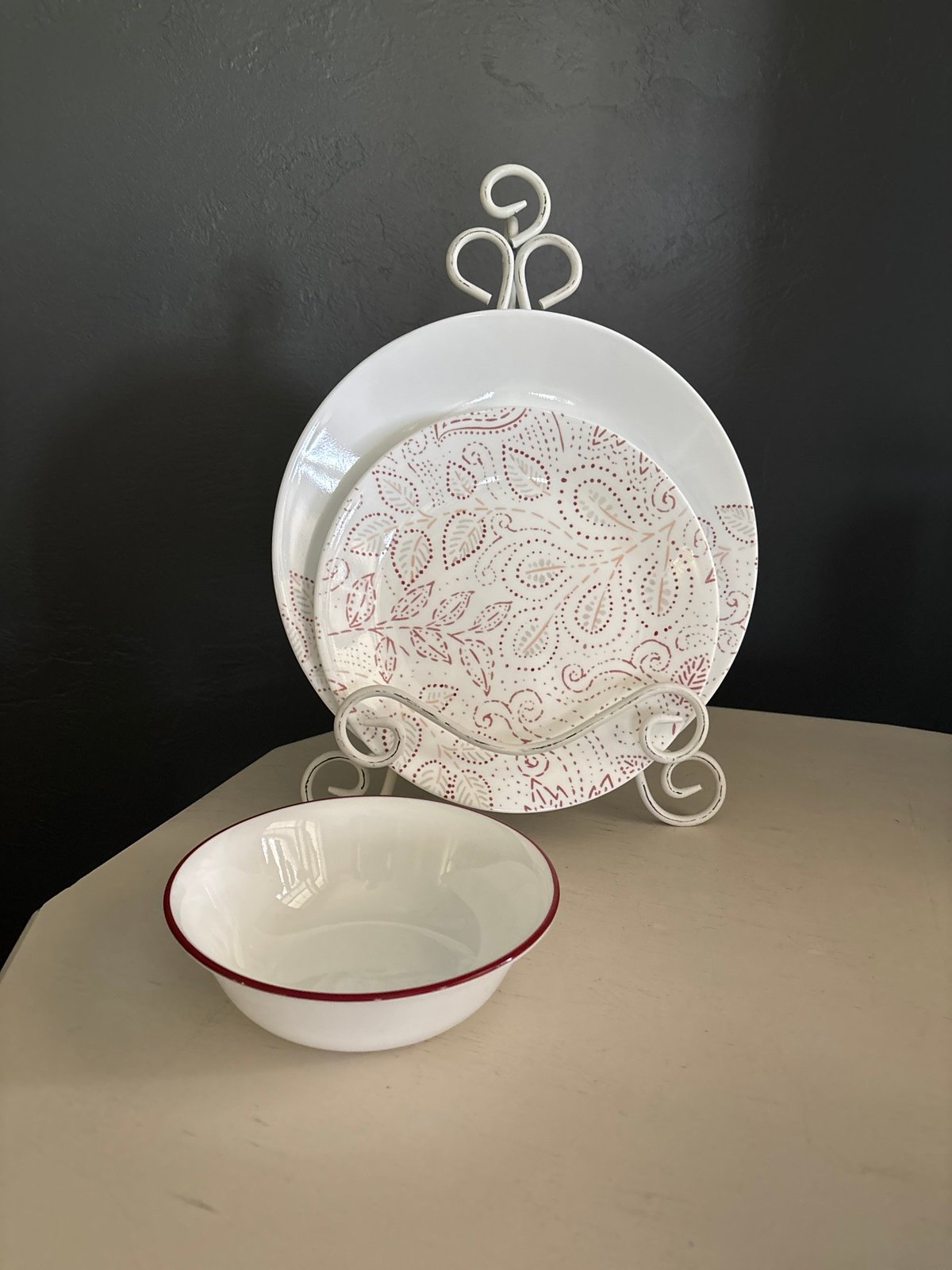 Corelle Leaf Stitch 4 place settings