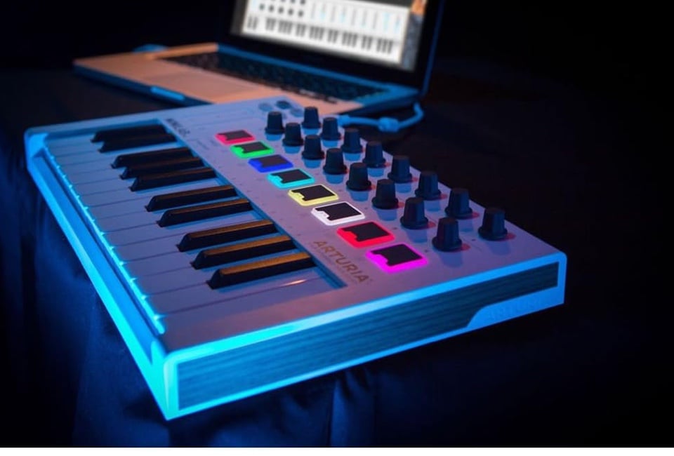 BRAND NEW! Arturia MiniLab MkII 25 Slim-key MIDI Controller