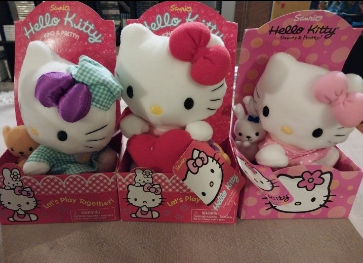 Hello Kitty early 2000's plushes