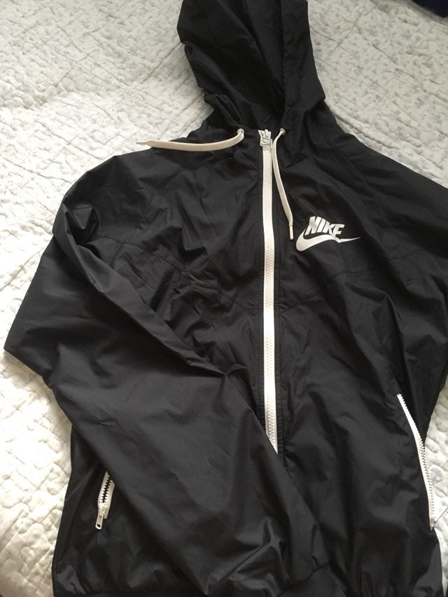Nike windbreaker