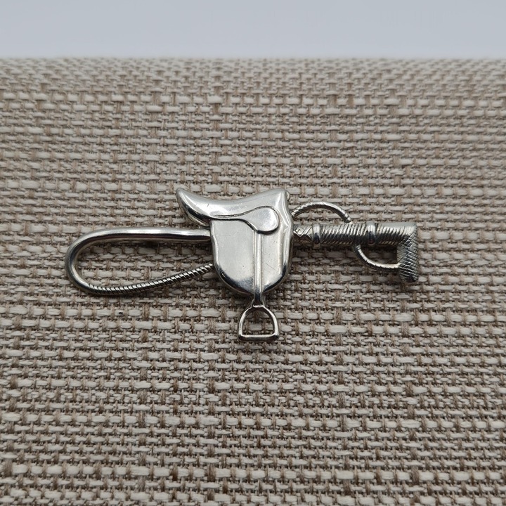 Sterling Silver Horse Rider Saddle And Crop Pin Brooch B455