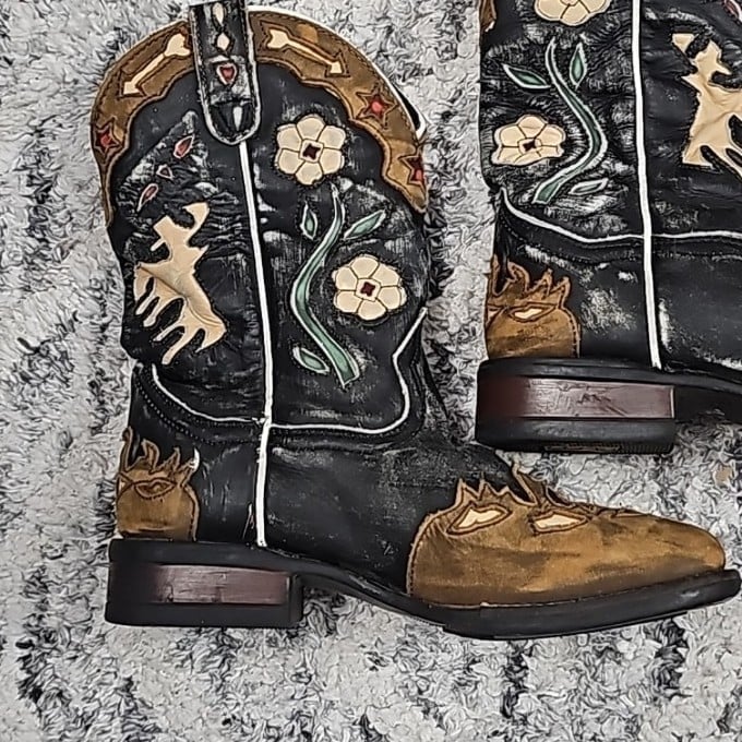 Dan Post Kids Cowboy Boots - Vintage DPC - 2920 Size: 2