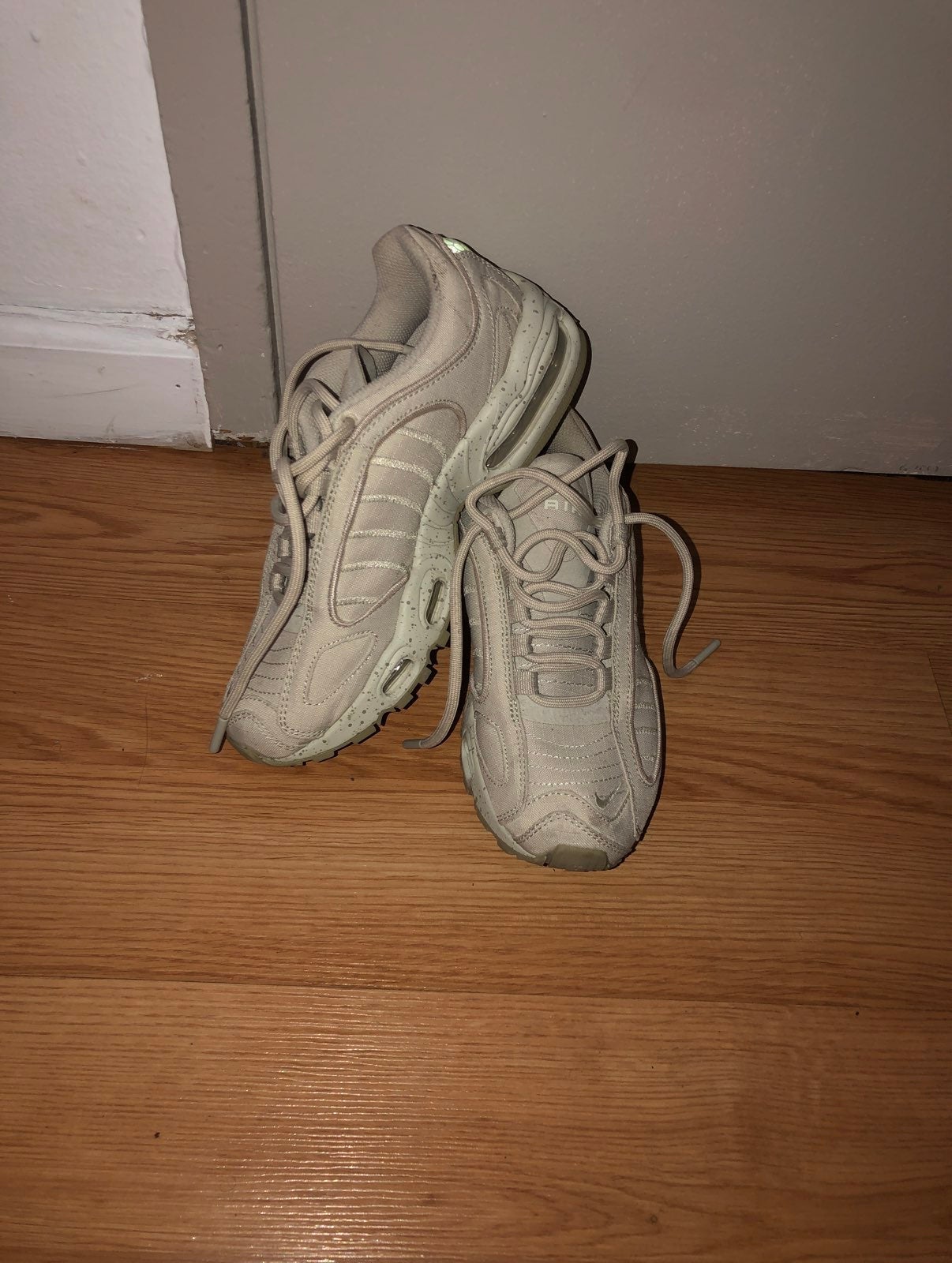 Nike airmax tailwind 4