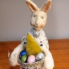 ESC TRADING CO SHARON ANDREWS BUNNY RABBIT FIGURINE SIGNED 8”