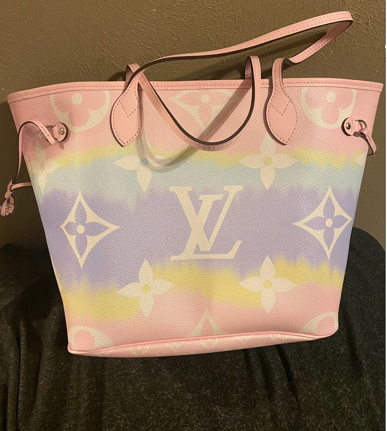Louis Vuitton Escale Neverfull MM