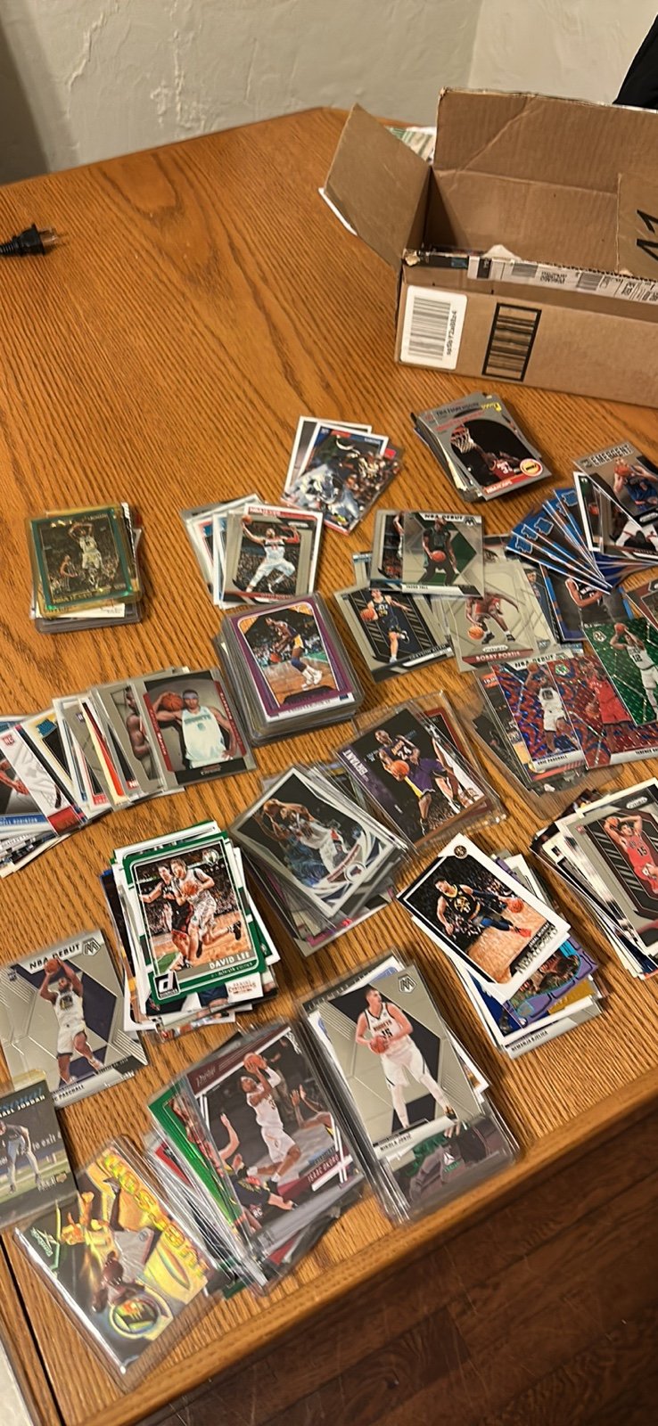 Basketball Rookies,Stars,inserts Lot,Jordan,kobe,Iverson rookies,Lebron,Doncich,