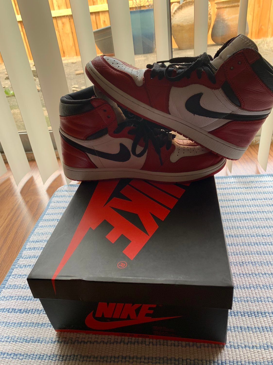 Jordan 1 high homage to home