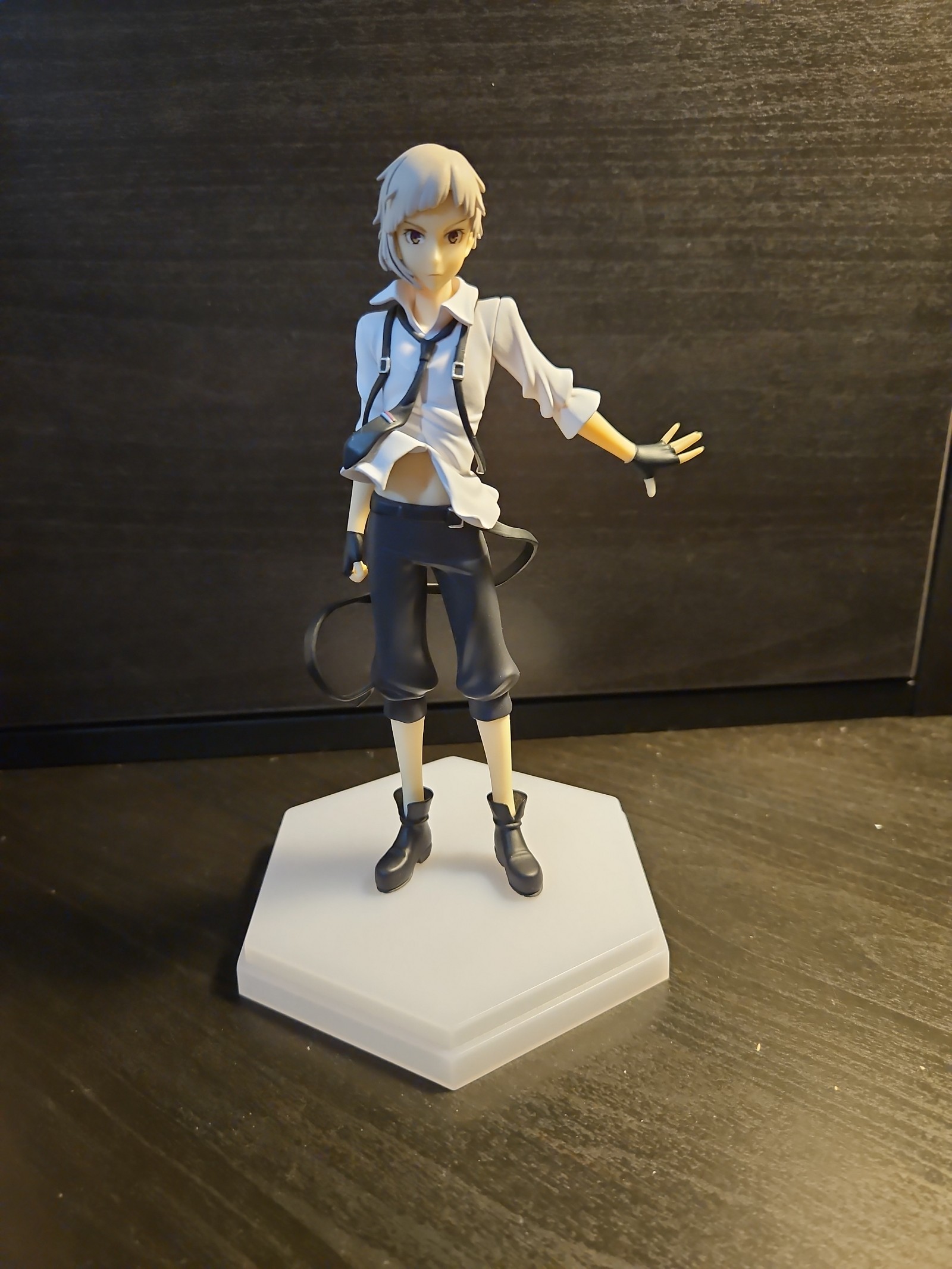 Bungo Stray Dogs Atsushi figure