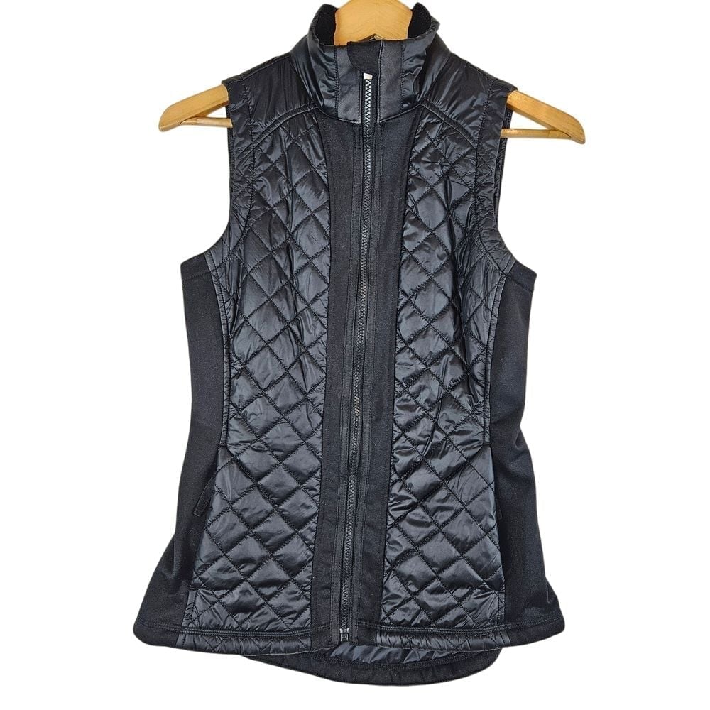 Athleta Rock Springs puffer vest, black, size XS