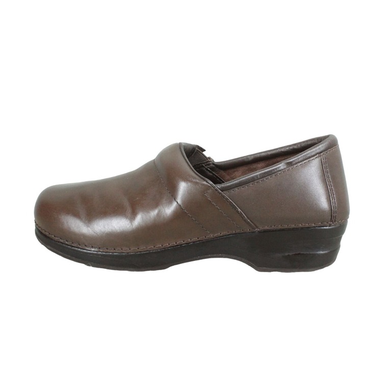 LL Bean Women's Brown Leather Slip On Classic Nursing Clogs Shoes Size 10 M