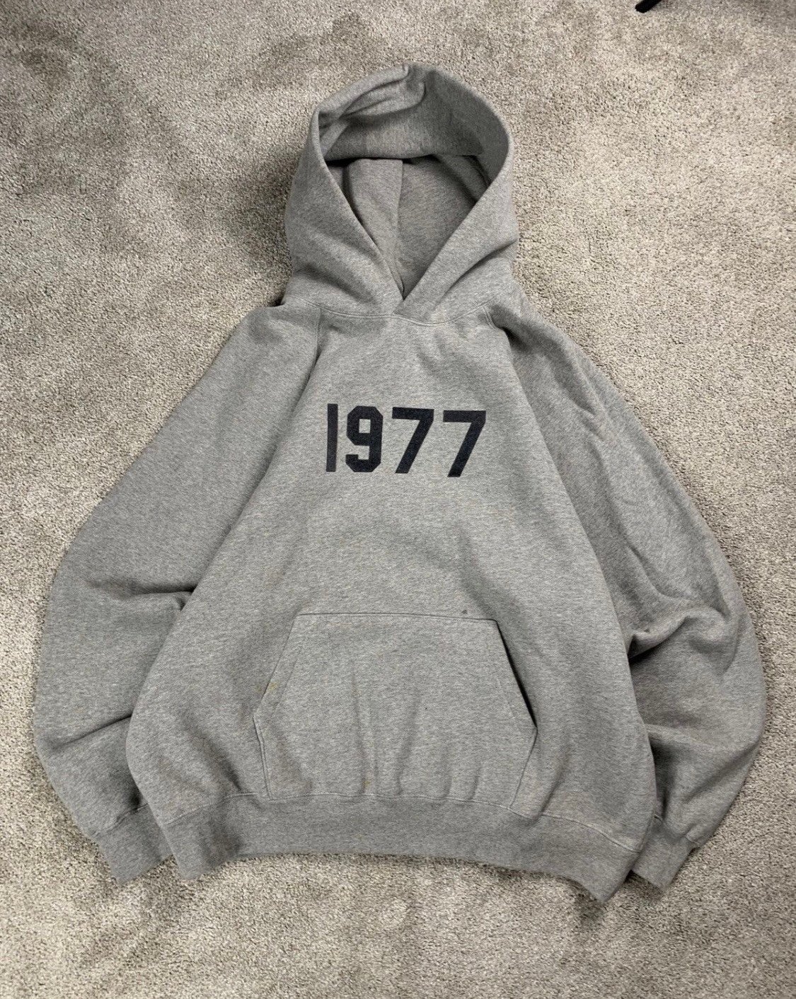 Fear of god fog essentials dark oatmeal 1977 basic hoodie