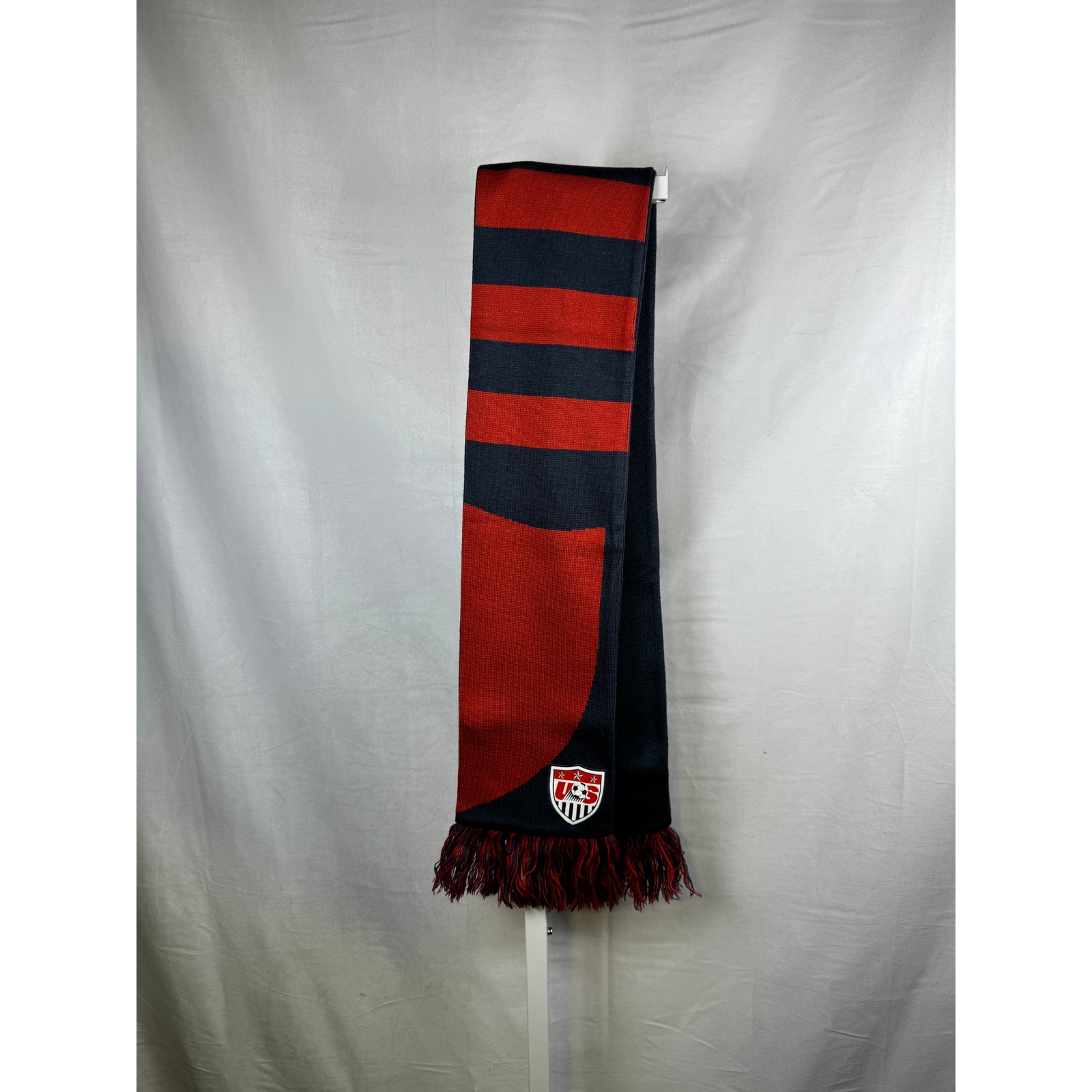 USA Soccer Futbol Scarf Nike Vintage Two Sided Blue Red USA Patch