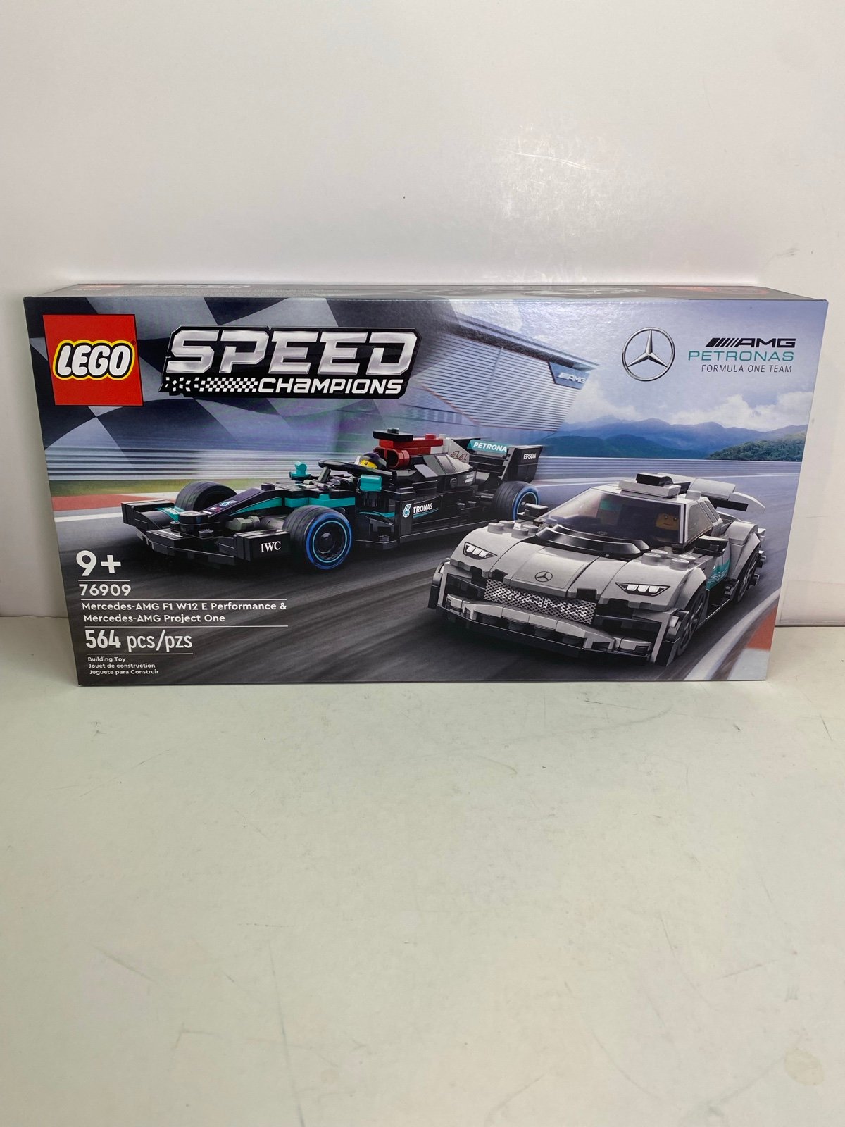 Lego Speed Campions 76909 Mercedes-AMG F1 W12 E Performance & Mercedes-AMG