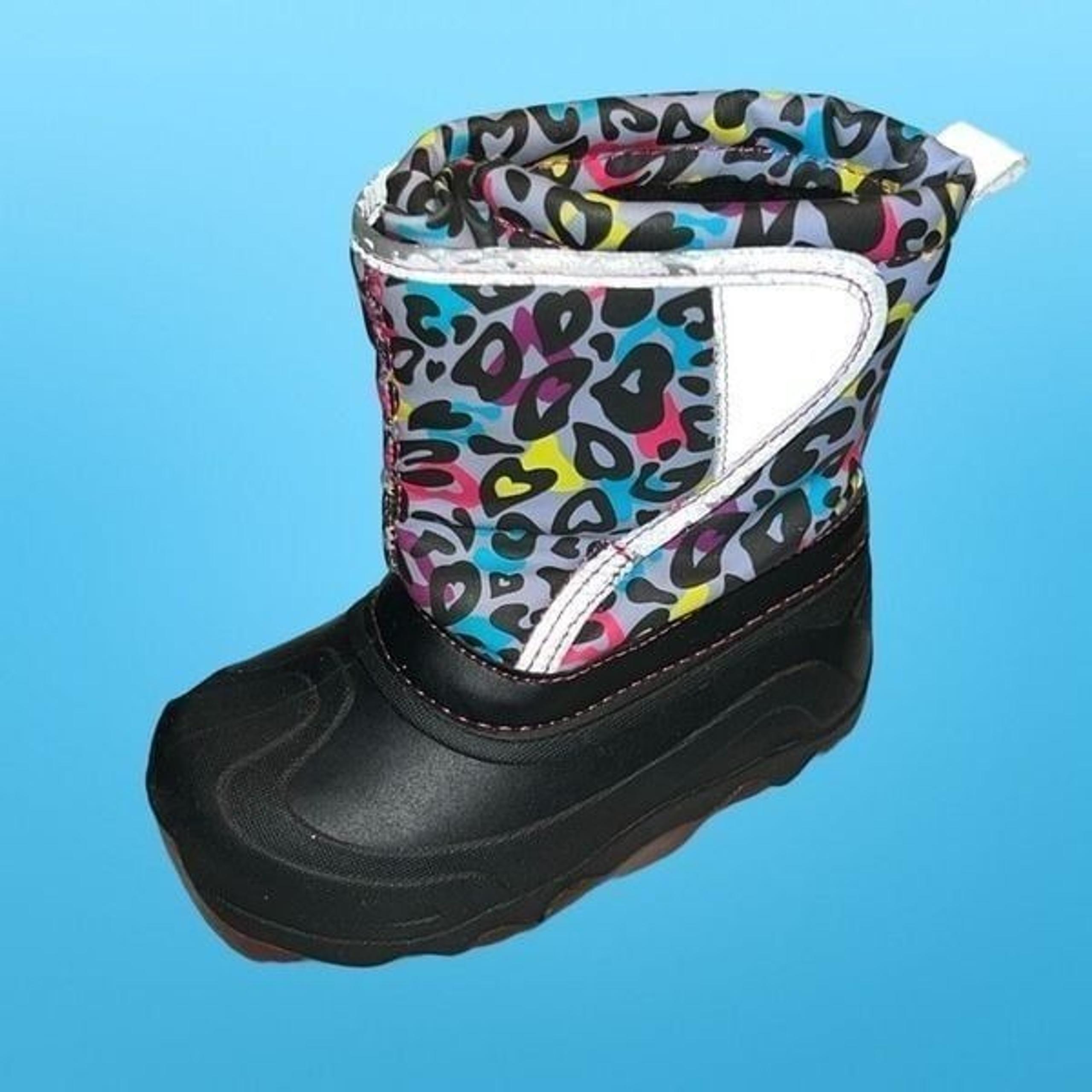 Toddler Members Mark MM Gray Heart Print Light Up Snow Boots Size 7/8