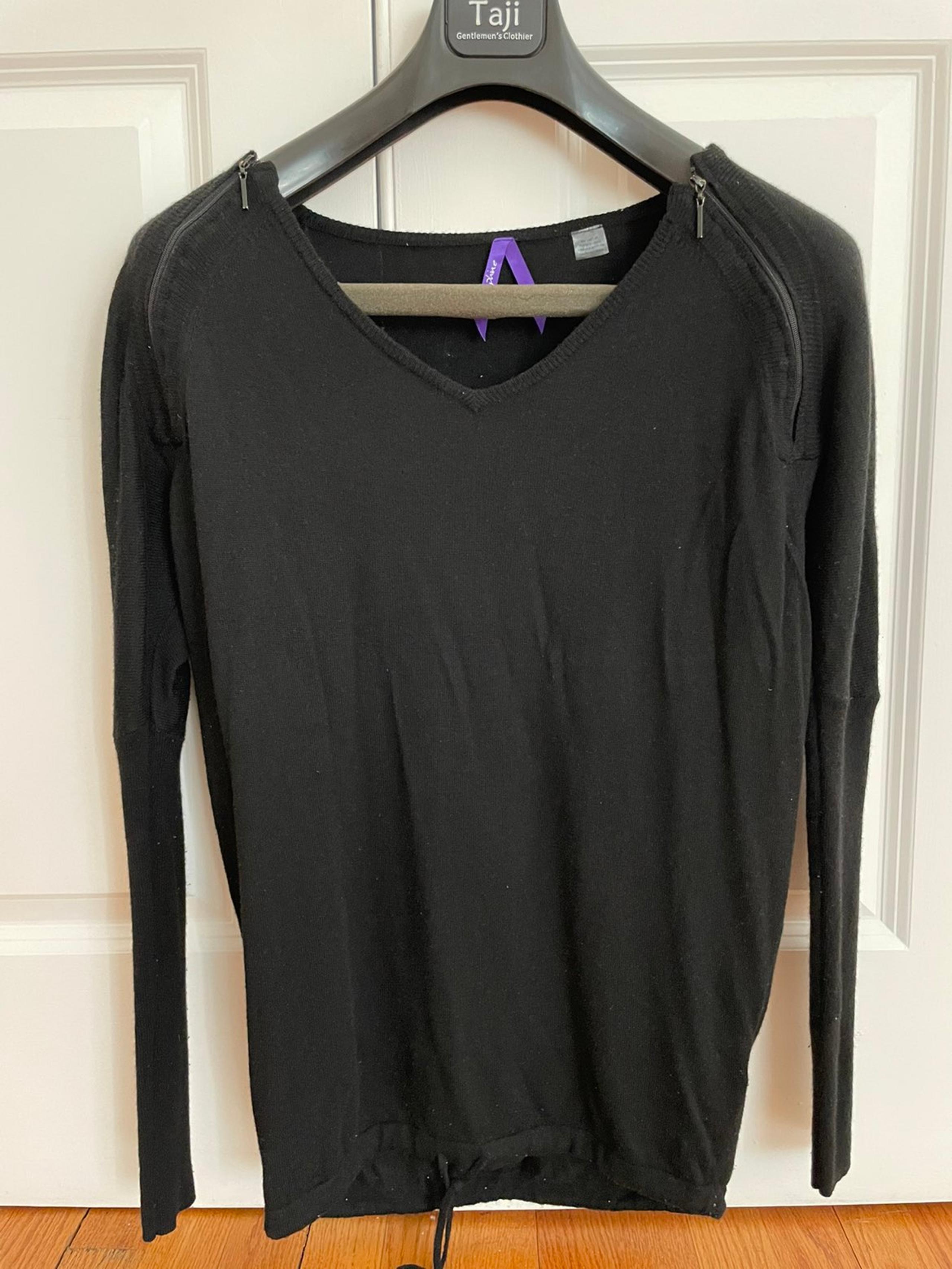 Seraphine maternity nursing sweater