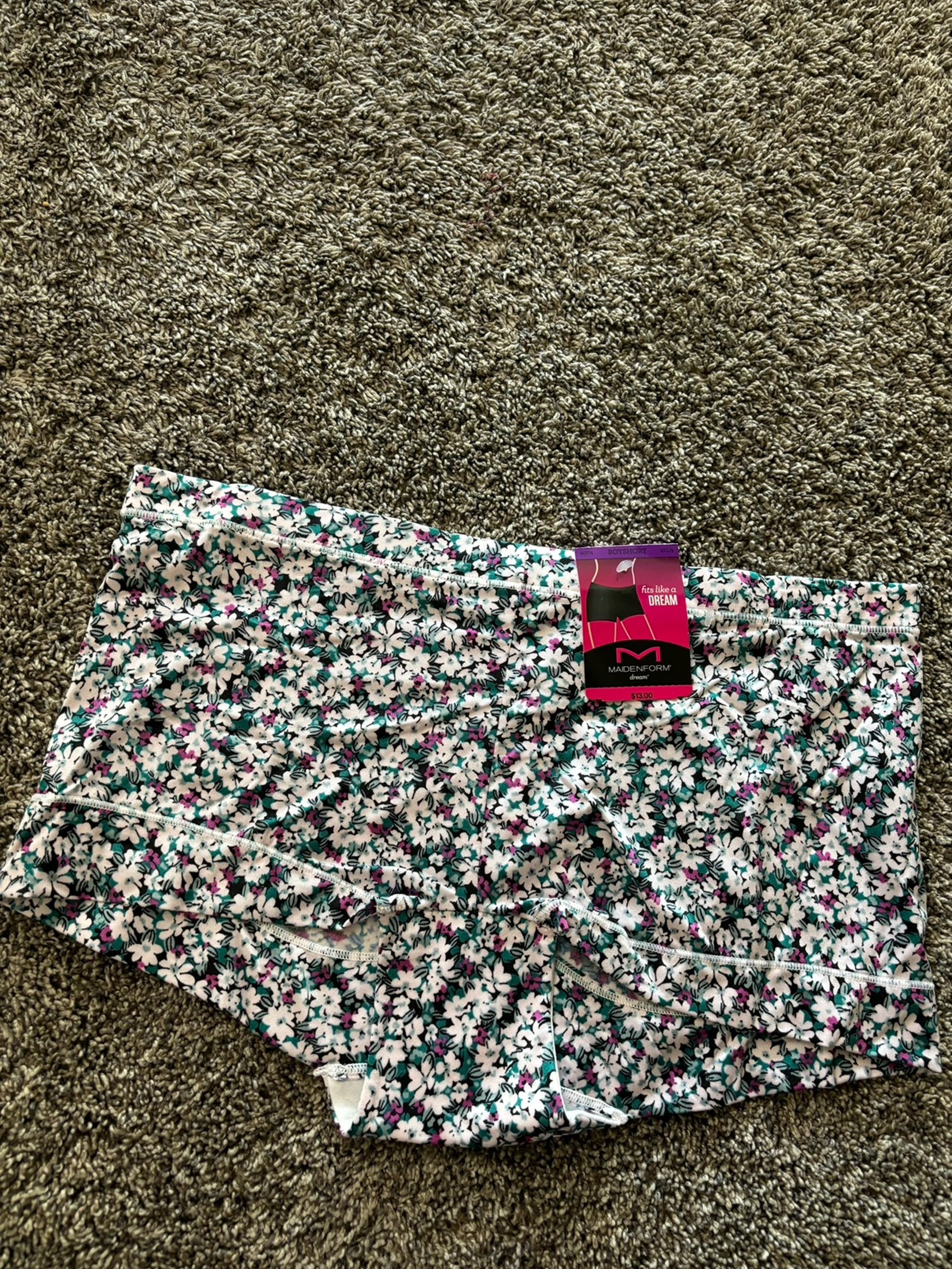 Boy shorts floral Sz 2XL - Maidenform