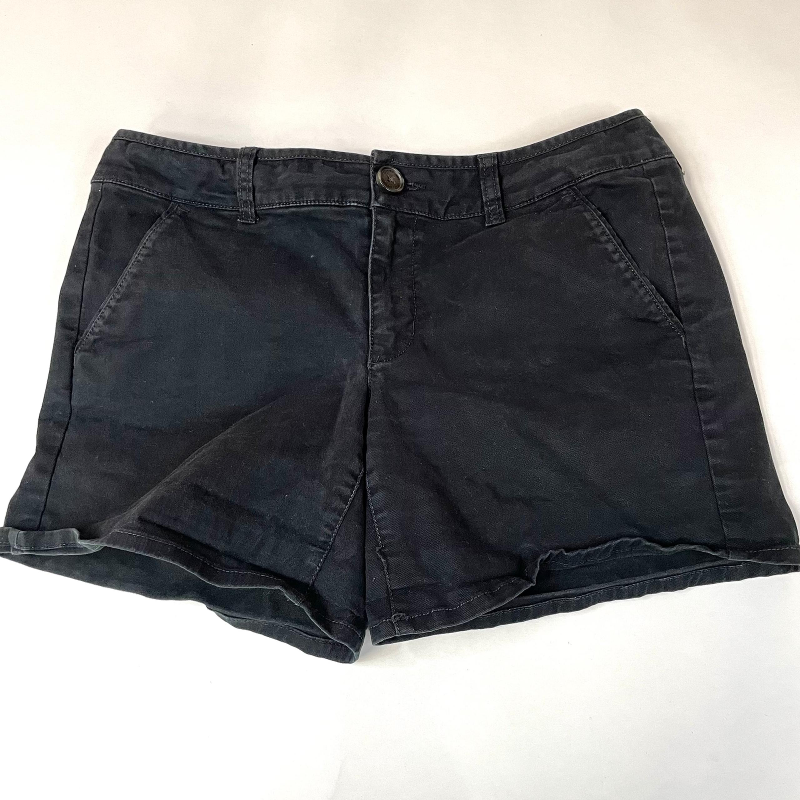 American Eagle Women’s 6 Chino MIDI Shorts Solid Black Stretch #1451
