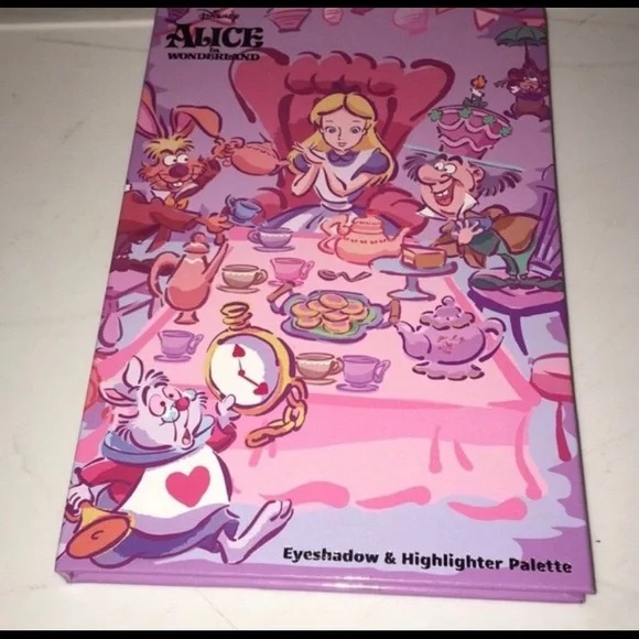 Disney alice in wonderland eyeshadow pallet