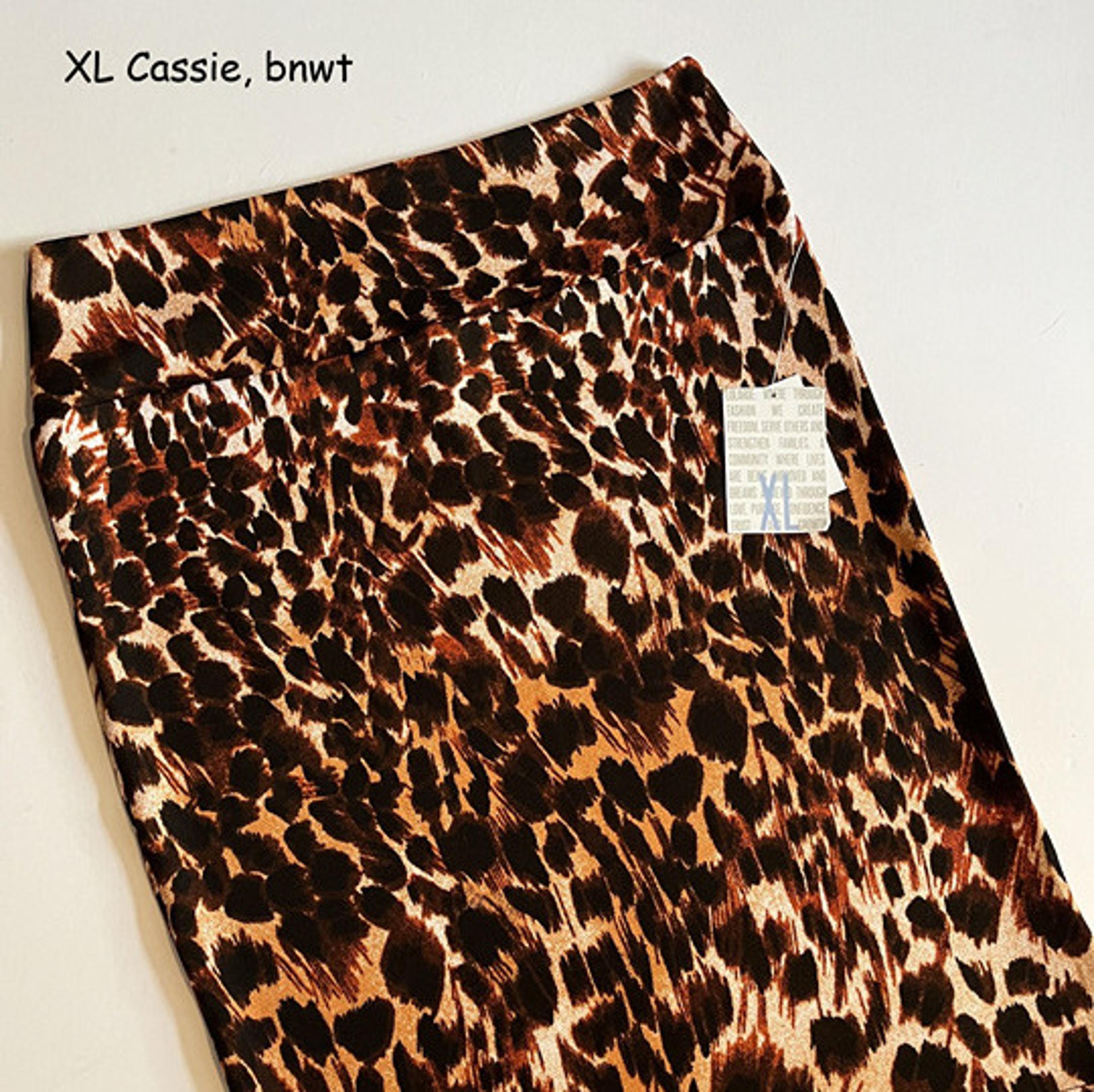 XL Lularoe Cassie pencil skirt, brown animal print