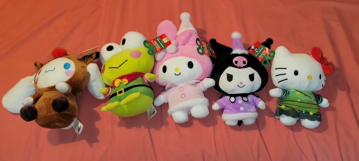 Hello kitty christmas plush set of 5