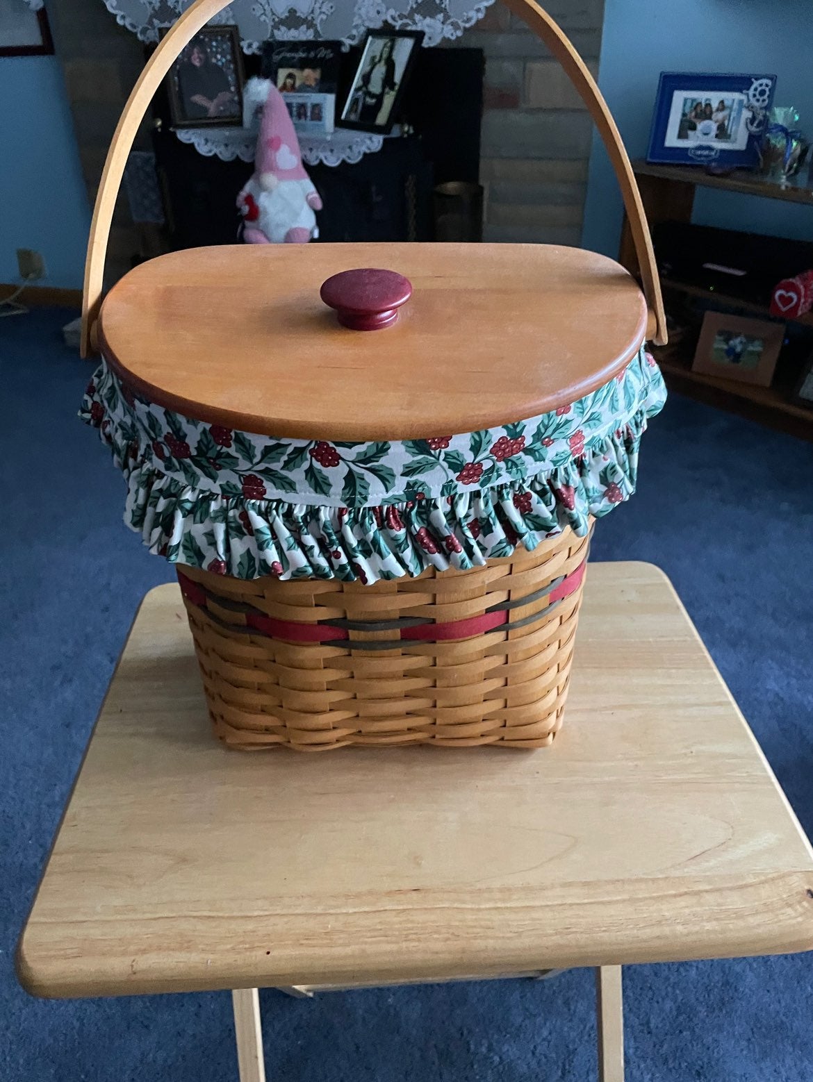 Longaberger 1998 Winter Wishes Basket Co