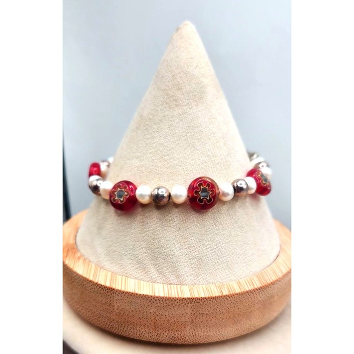 Beaded Bracelet With Toggle Clasp - Red Bead & Faux Pearl Design