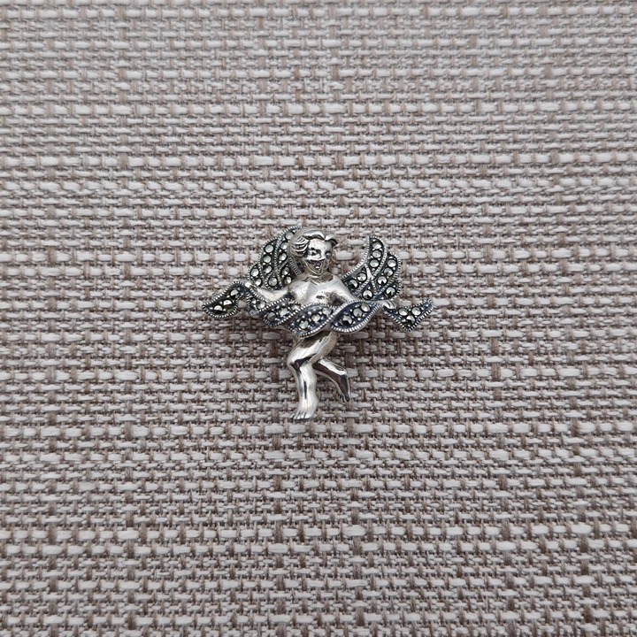 Sterling Silver Marcasite Cute Cherub Religious Pin Brooch A2297