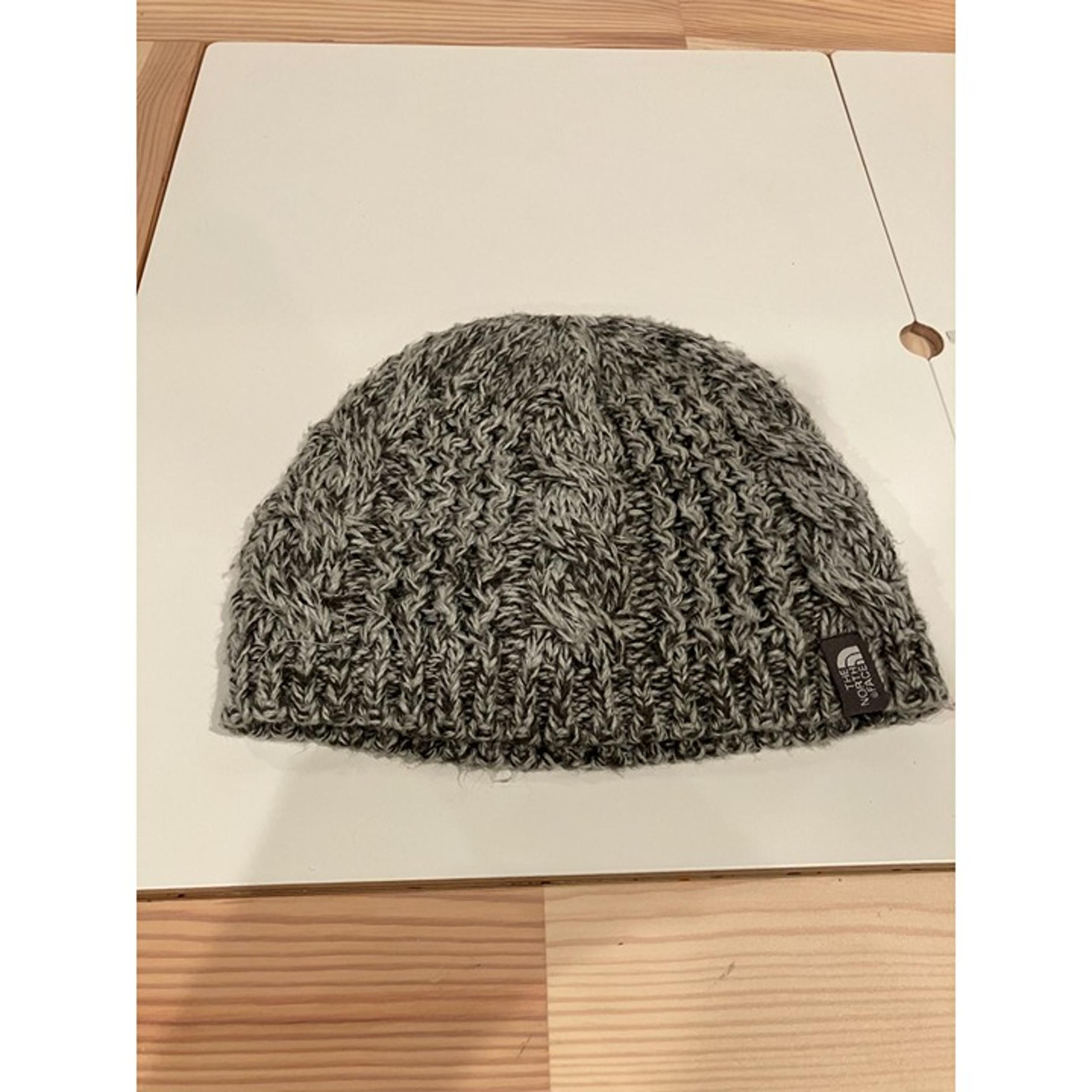 The North Face Women's Knit Beanie Cap, Gray Heather, One Size