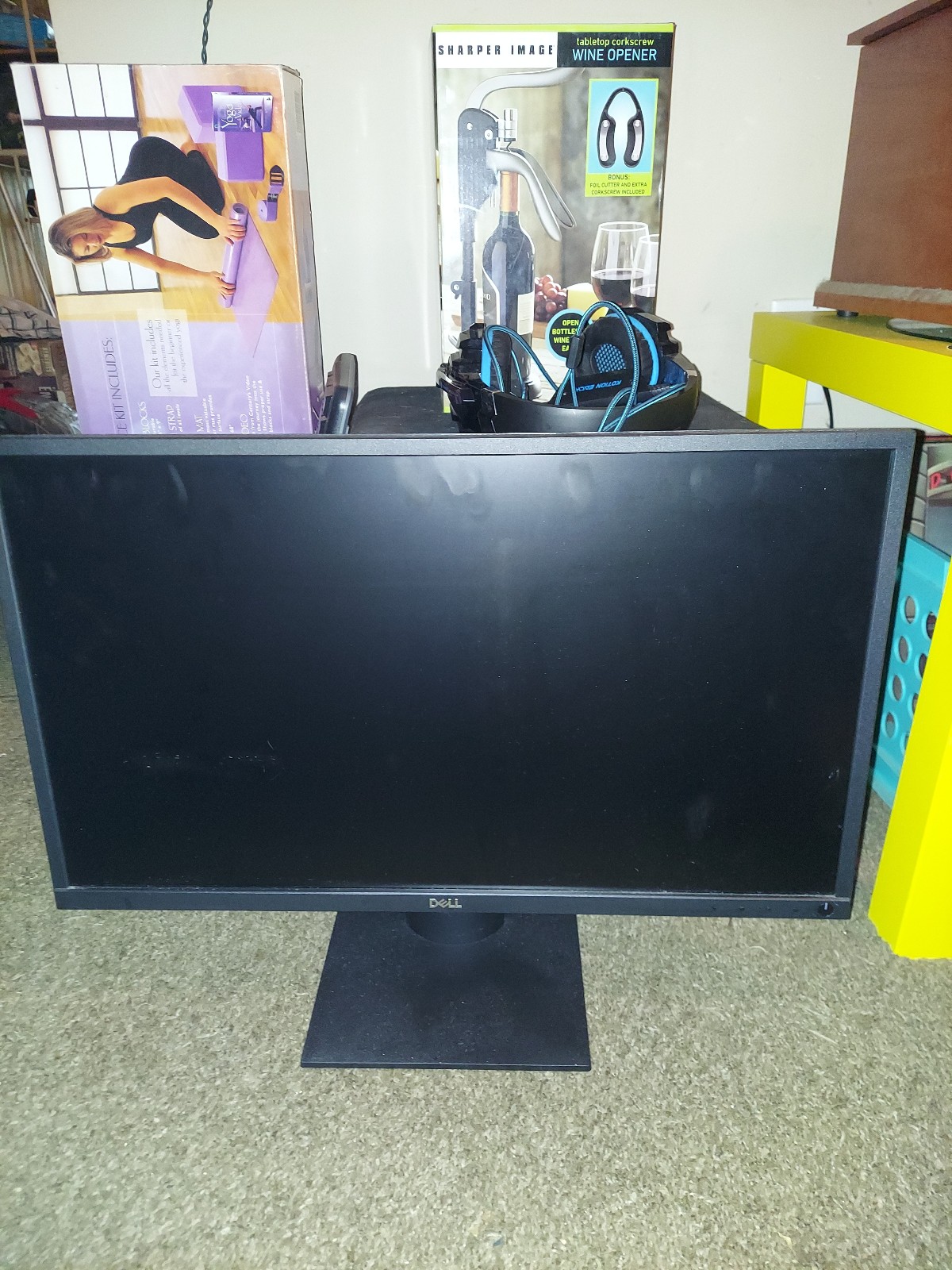 computer monitor