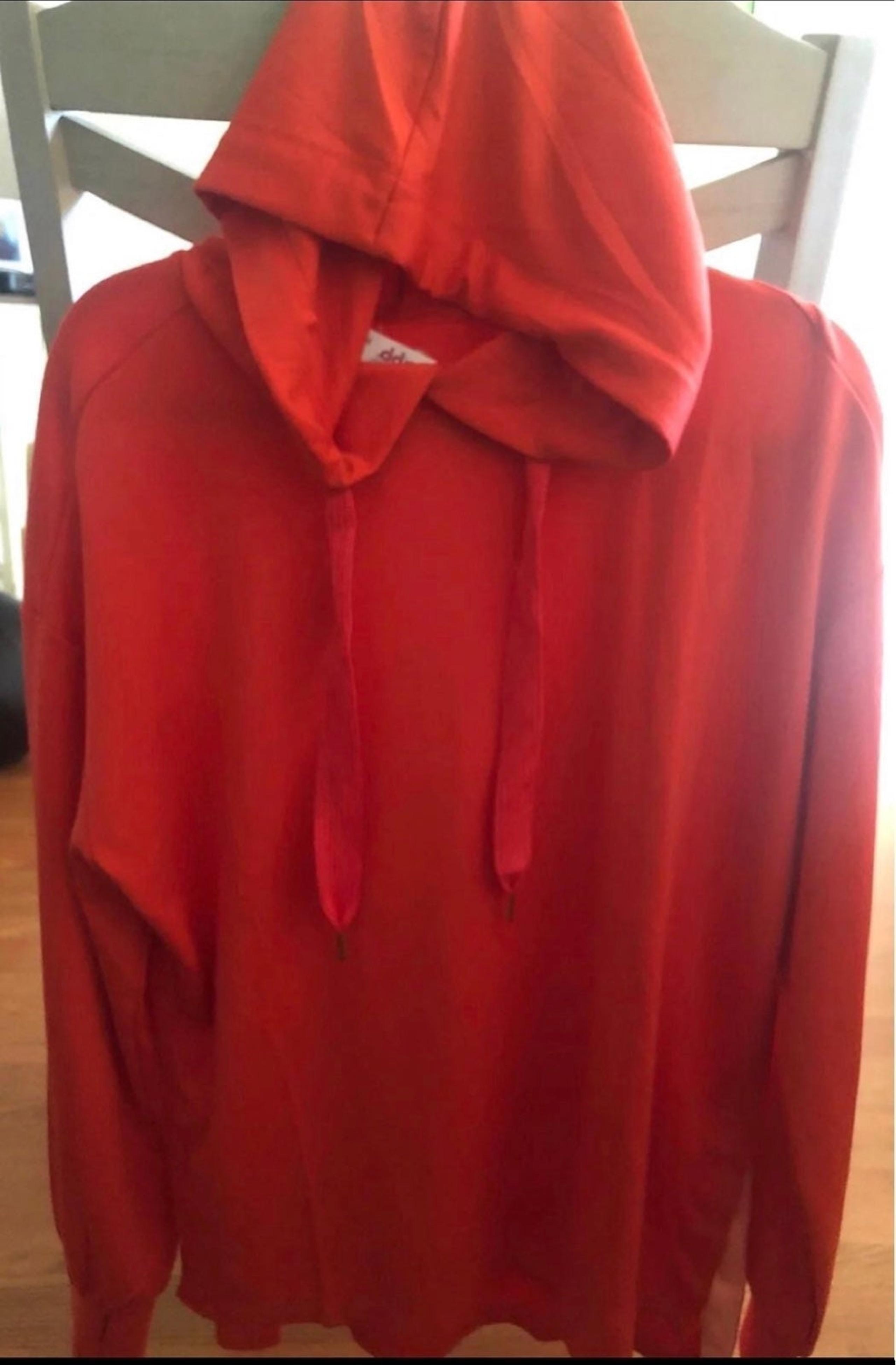 avia long sleeve hooded sweaters