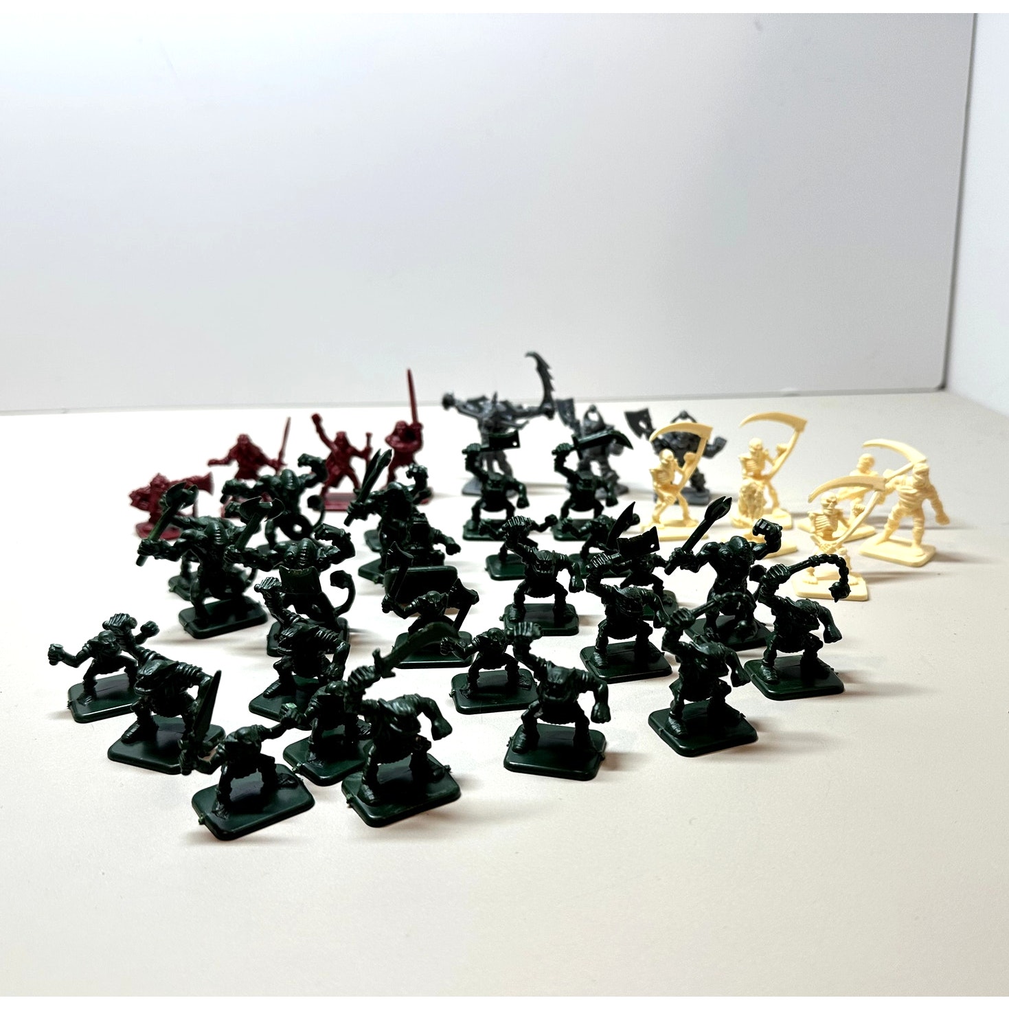 Hero Quest Board Game Replacement Figures Lot Green Red White 1990 Vintage