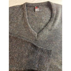 Men's Robert Bruce Dark Gray V-Neck Sweater- Size M- MINT- Made in the USA