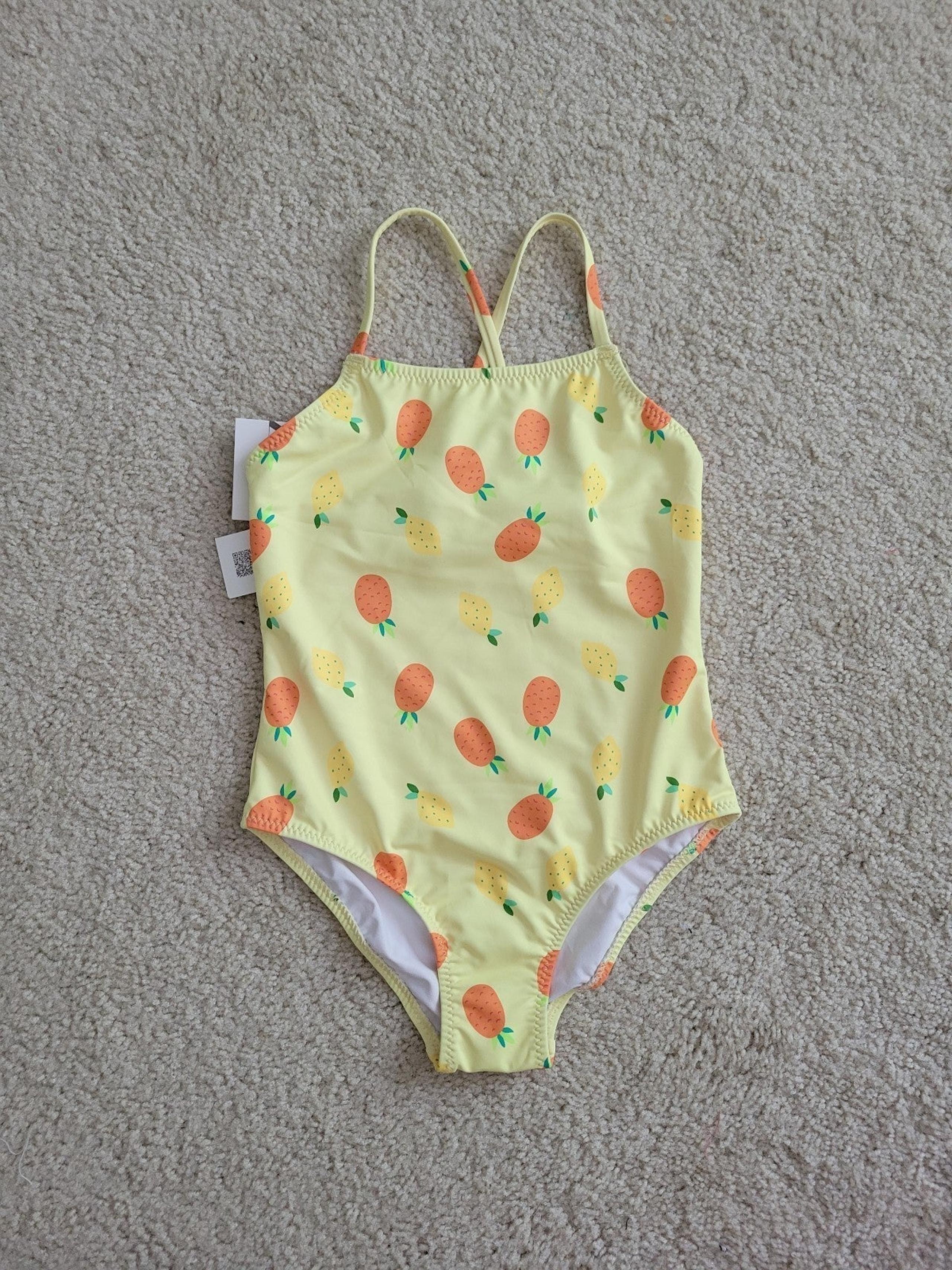 Zara
BABY/ FRUIT SWIMSUIT. Size 4-5t