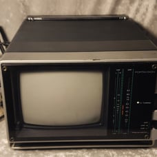 REALISTIC Portavision 16-112A Portable 5 Analog VHF/UHF TV WORKING Rare/Vintage