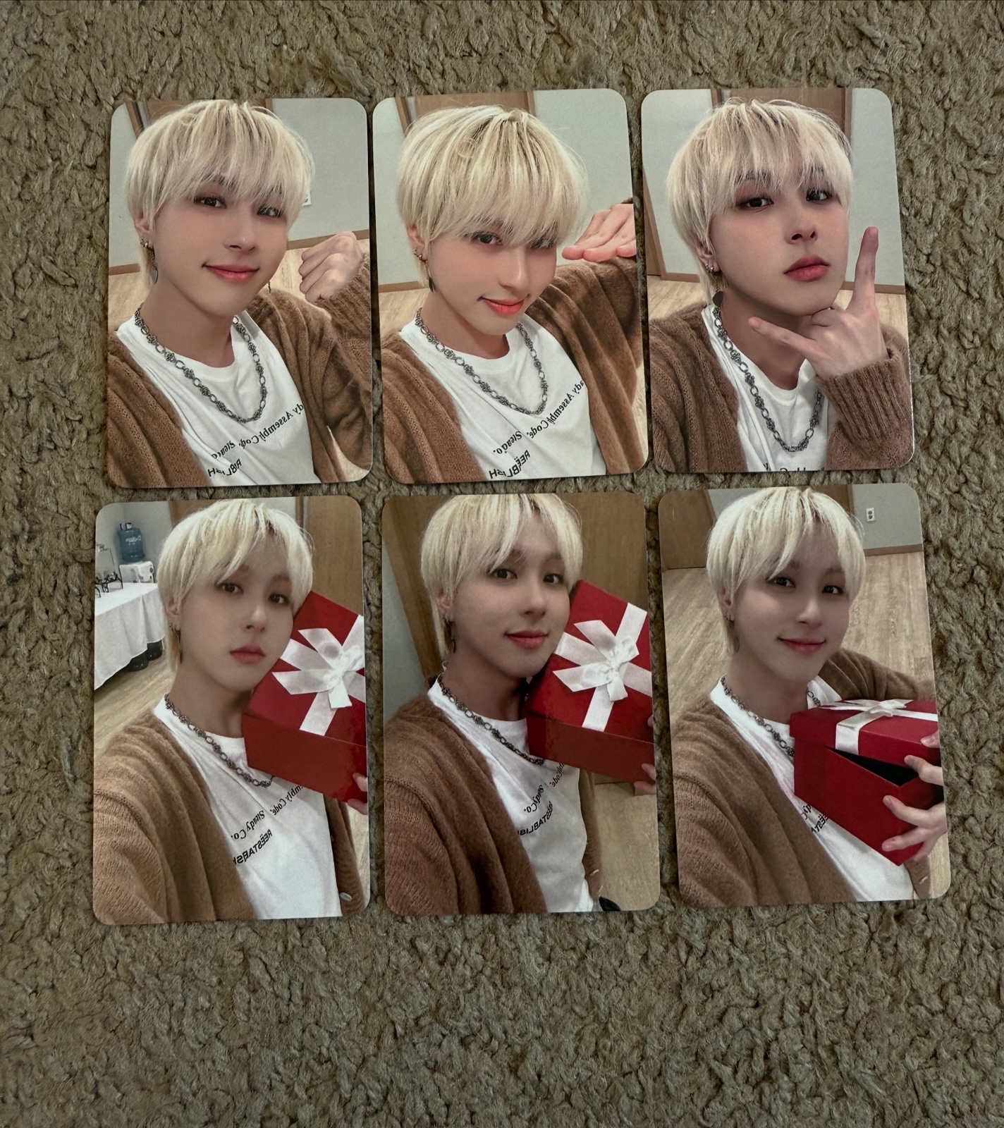 ONEWE Giuk Rise Waves Photocard sets