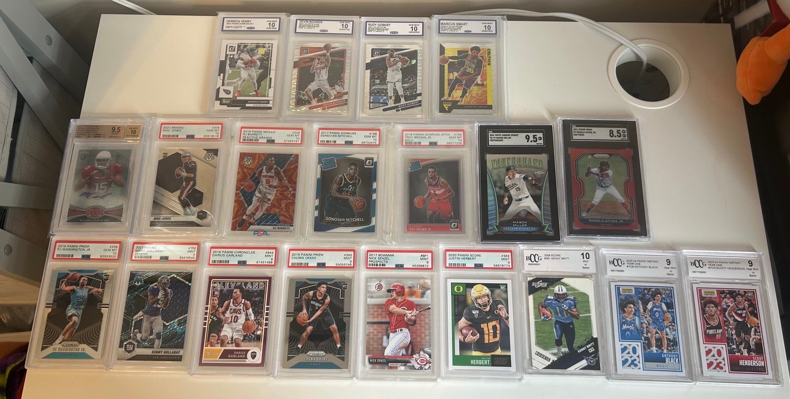 CARD SLAB LOT *ONLY 9 & 10’S*