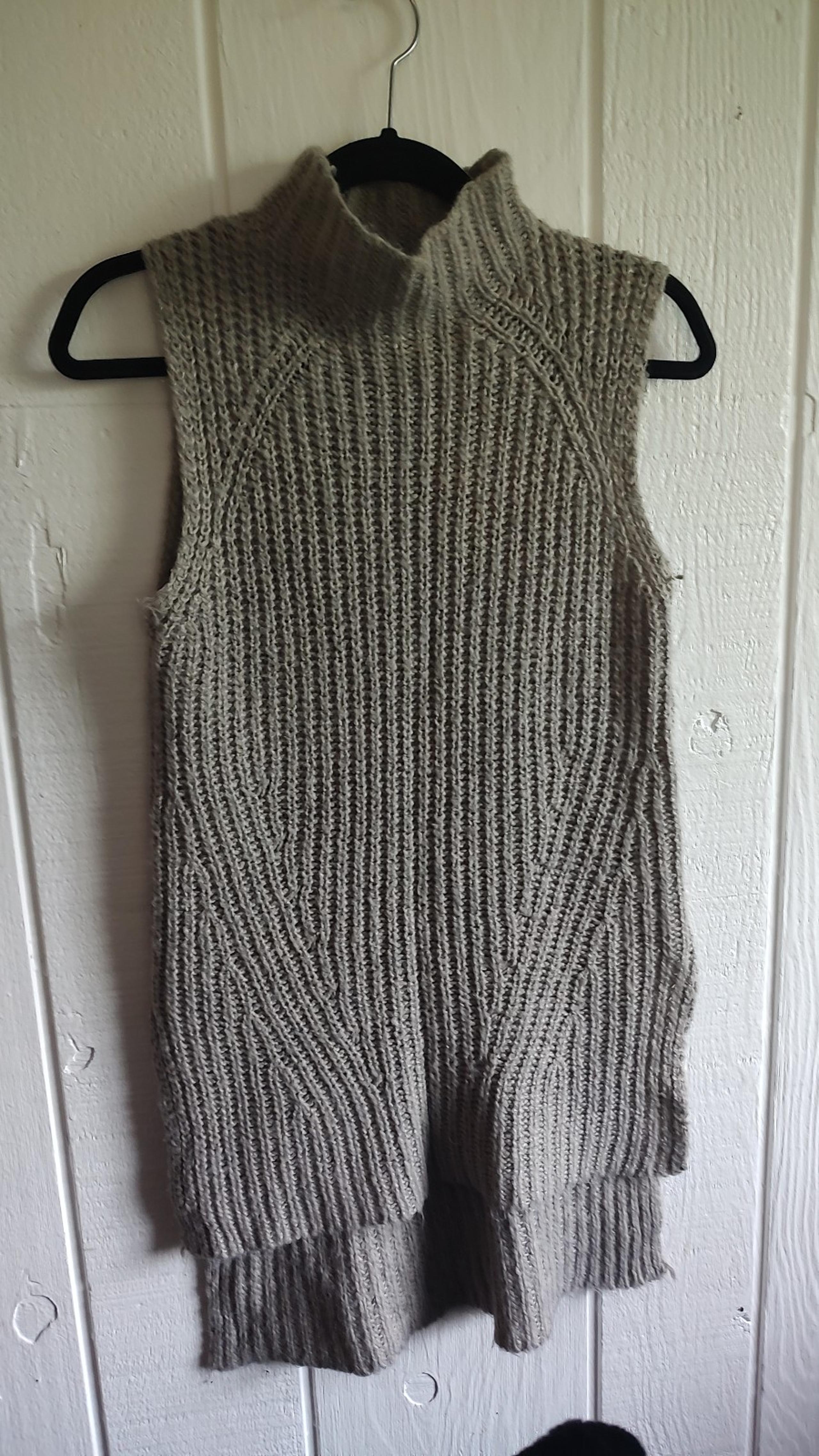Mossimo sleeveless long turtleneck sweater