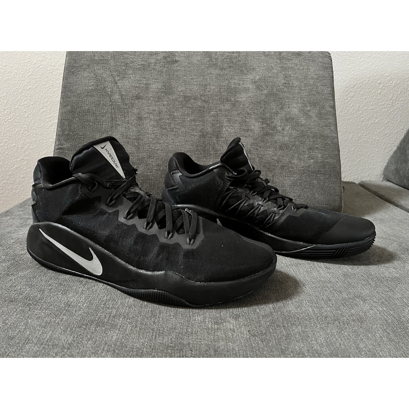 hyperdunk low black