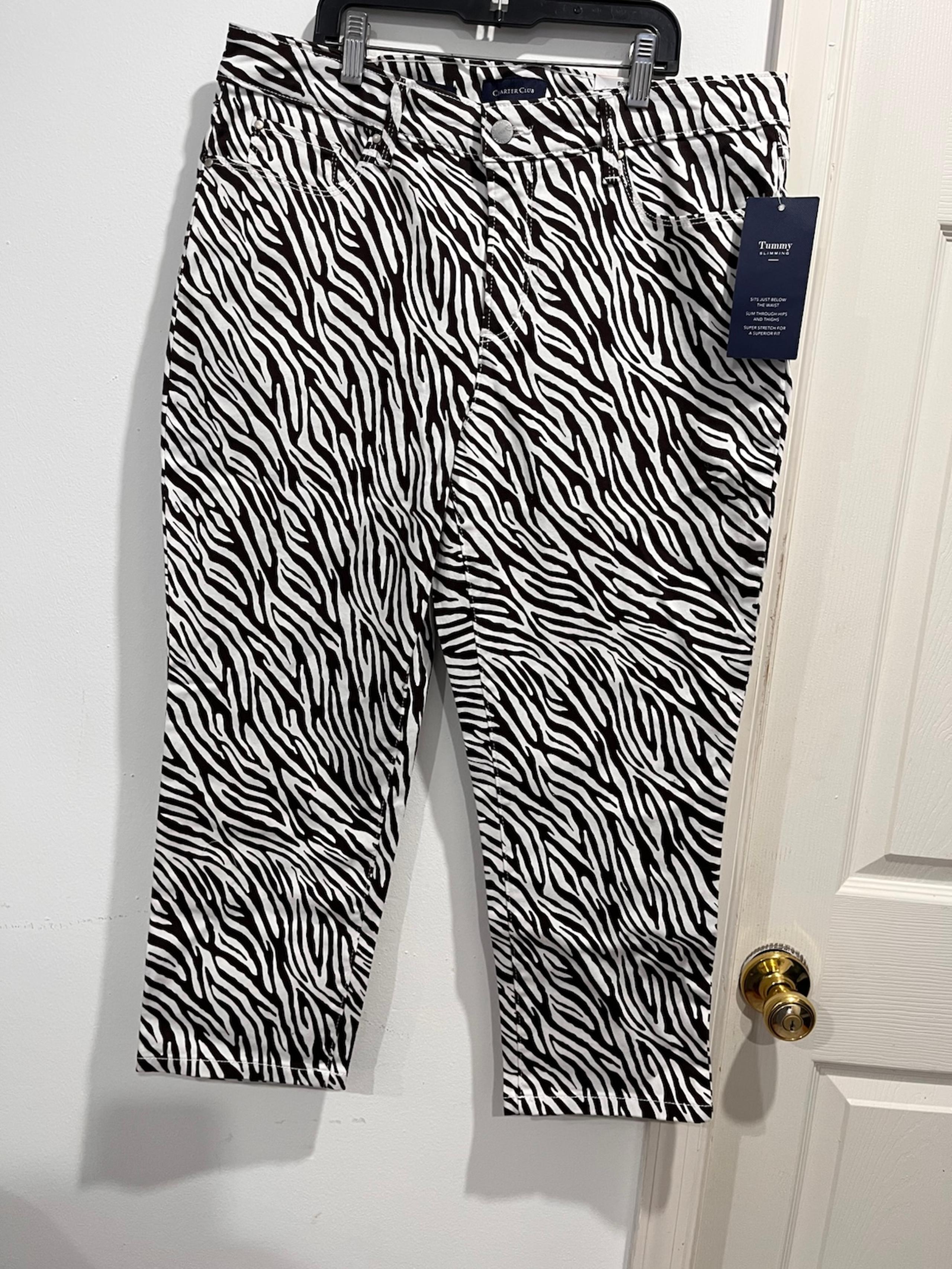 Charter Club women’s animal print capris size 12 # 9