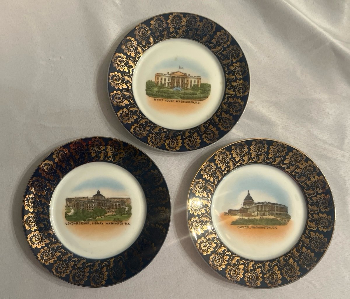 Victoria Austria set of Three collection plates Whie house, Capital & US Library