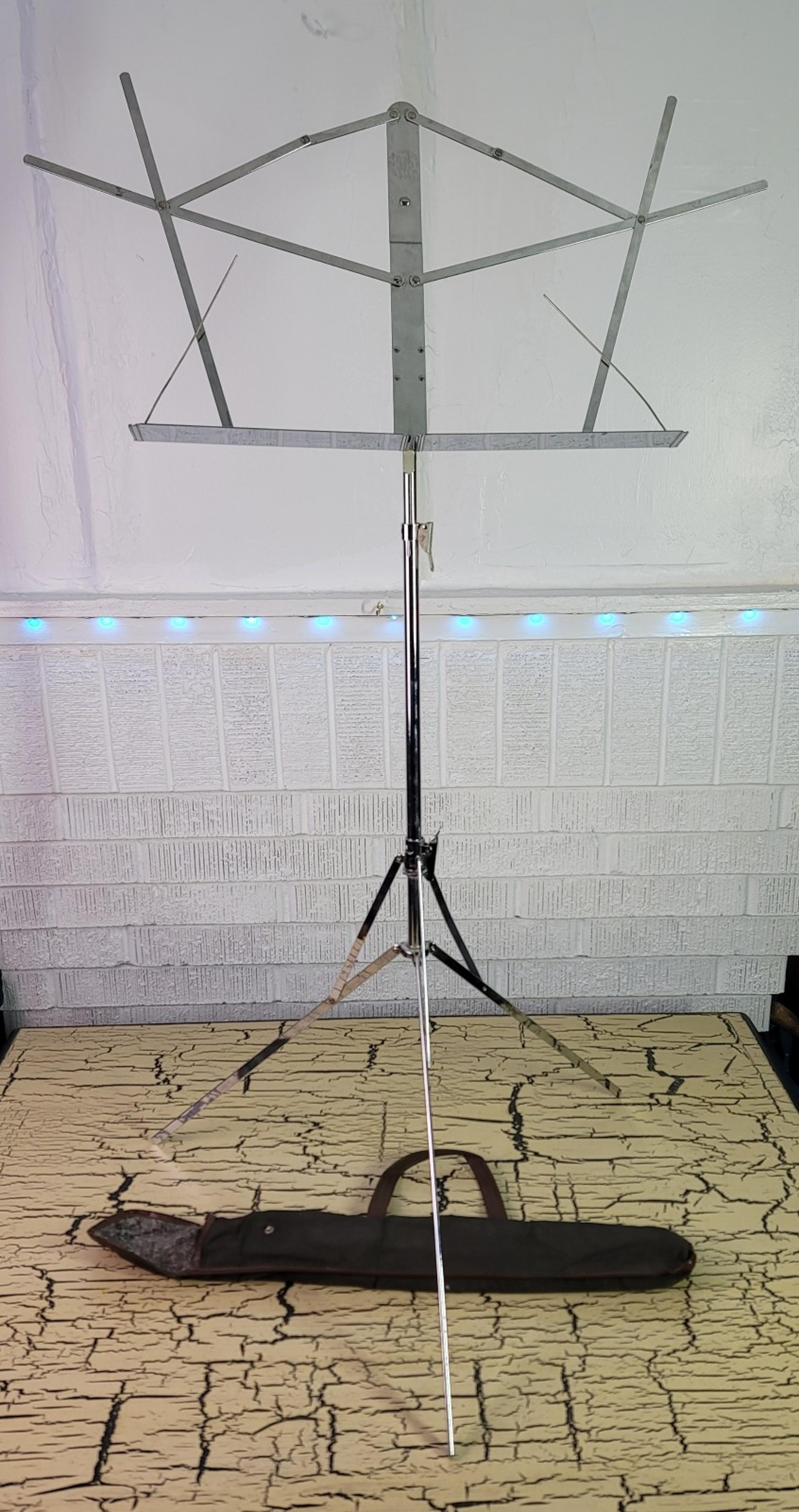 Vintage Hamilton 600 Metal Music Stand w Case