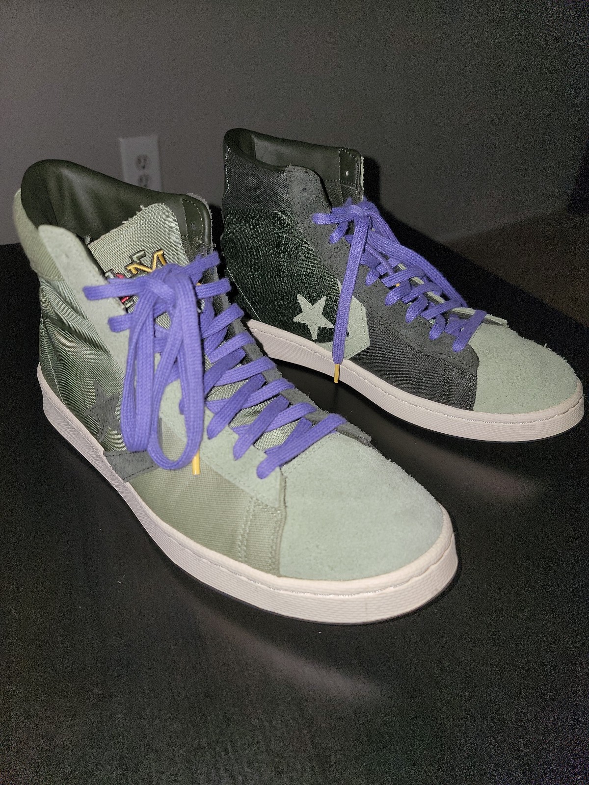 Converse Pro Leather BHM Sneakers in Oil Green/Sequoia