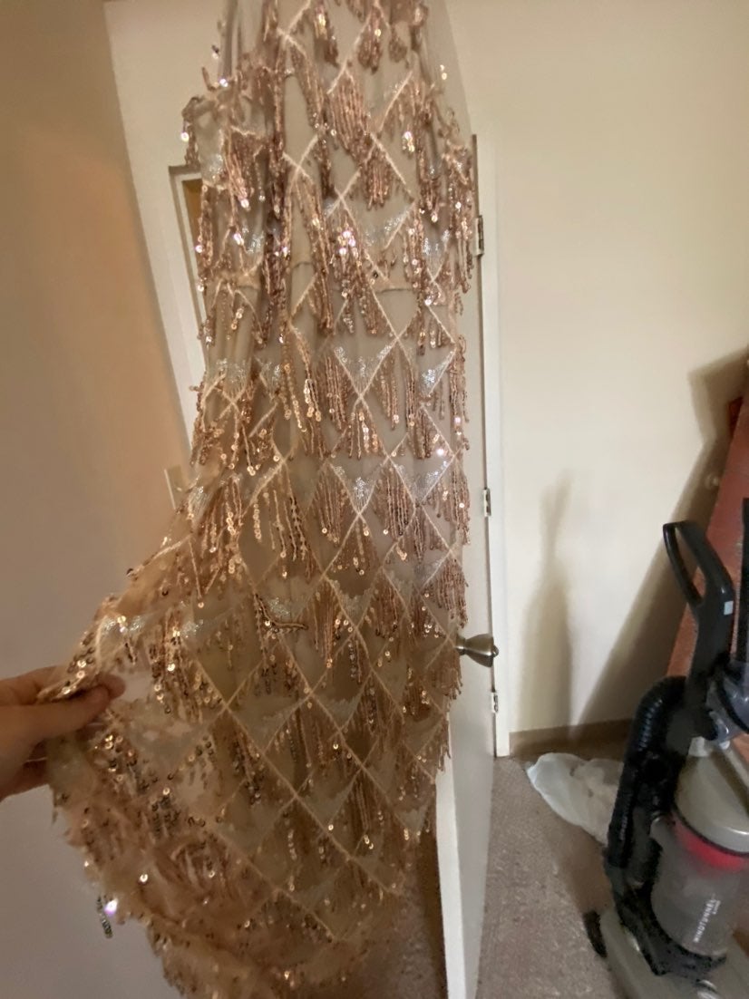 Knee lenth dress