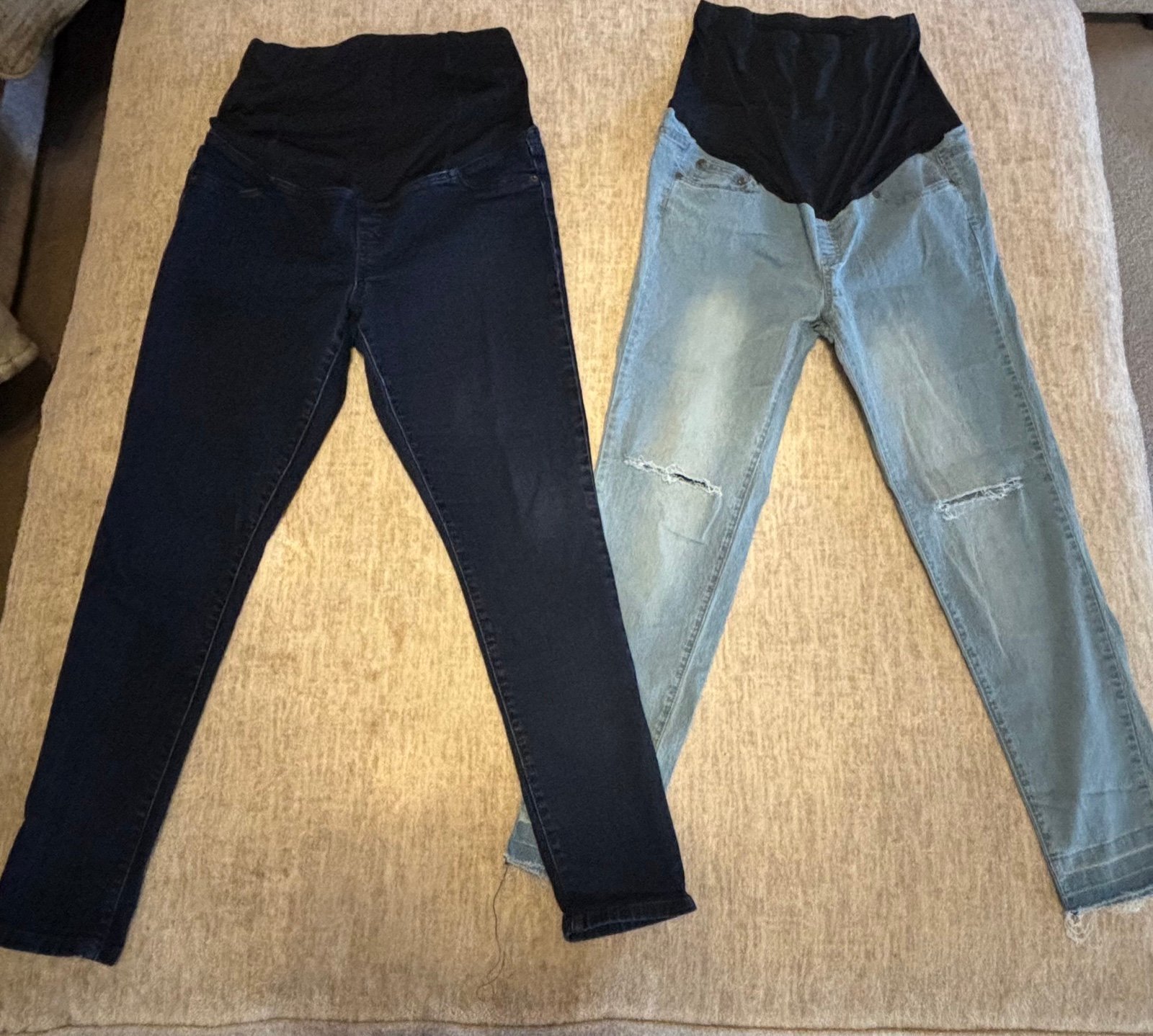 Maternity jeans/ overalls