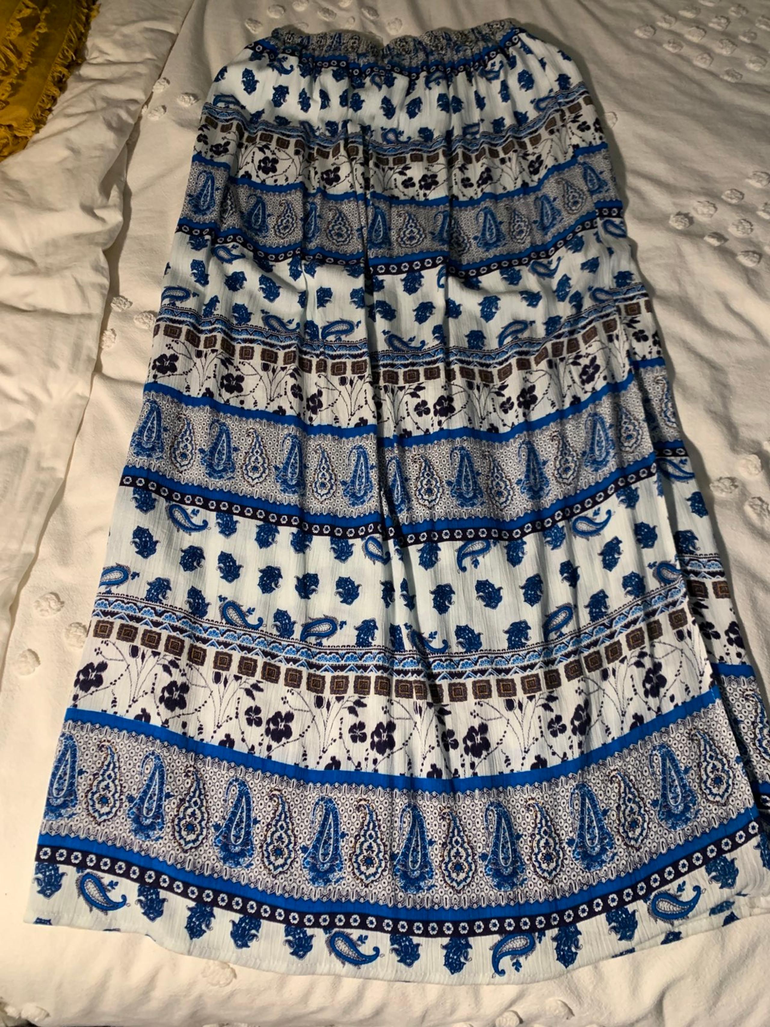 maxi skirt
