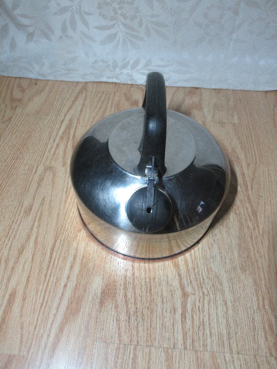 West Bend stainless copper tea pot 2.5 Q