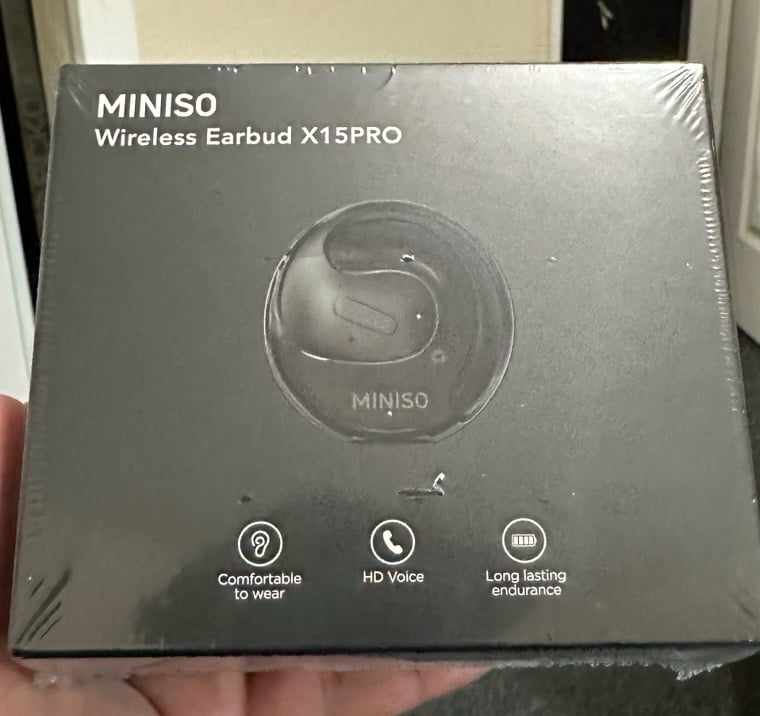 Miniso translating earbuds