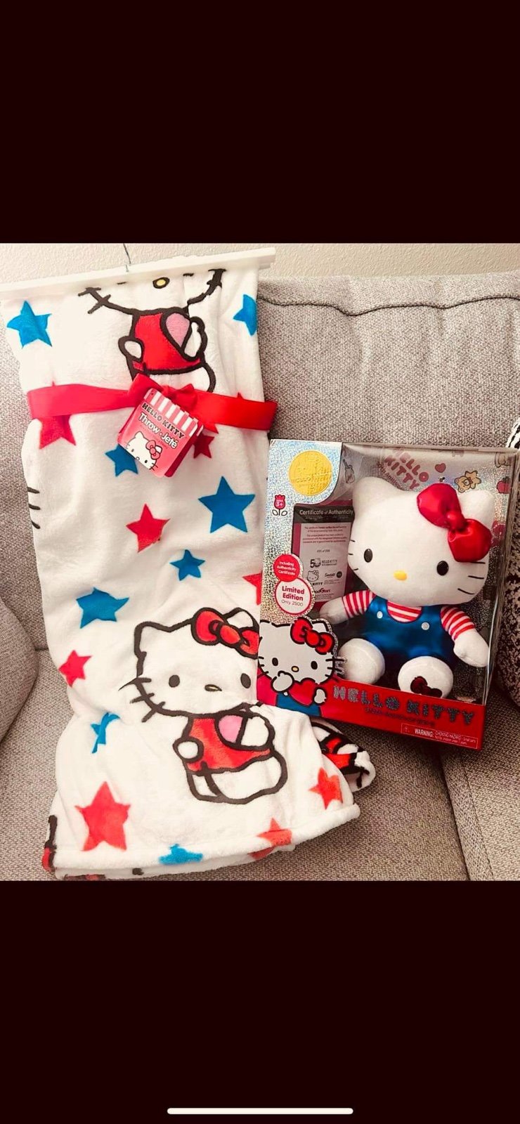 HelloKitty LimitedEdition 50thAnniversary -Classic KittyDoll & Matching blanket