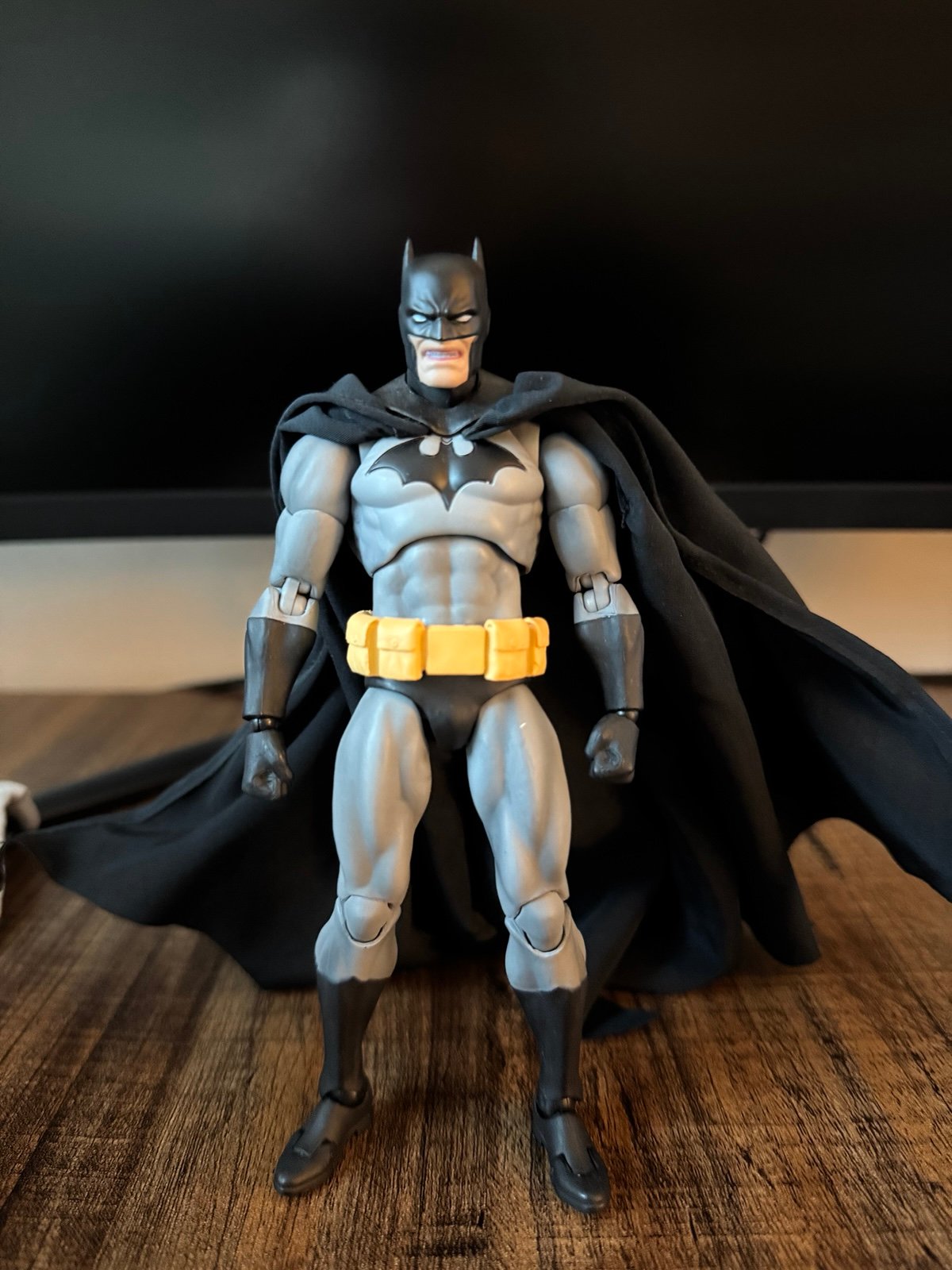 Mafex Hush Batman (Black Version)