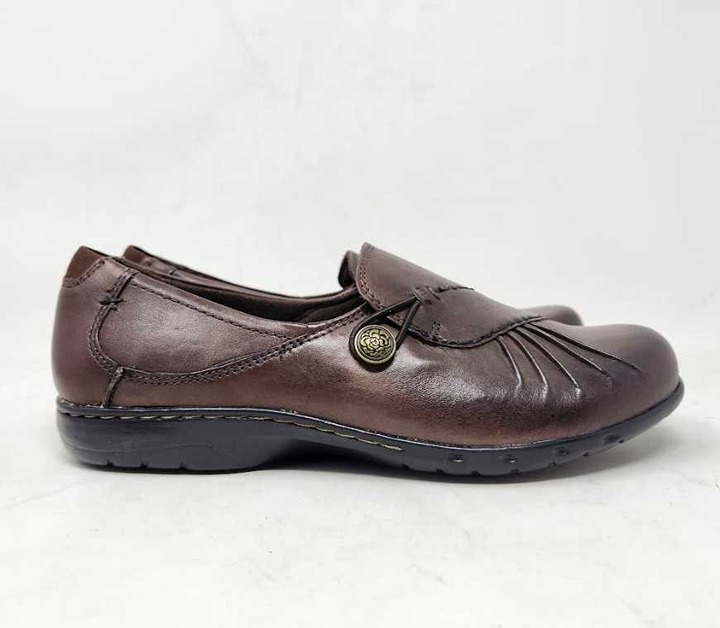 Women's 8.5 Cobb Hill x Rockport Paulette slip on flats loafers Bark Brown